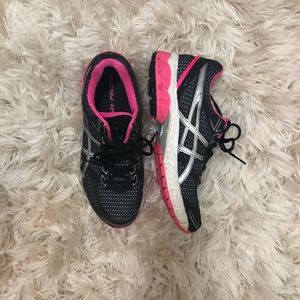 ASICS running/tennis shoes